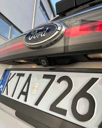 Ford EDGE cena 96000 przebieg: 103000, rok produkcji 2017 z Tarnów małe 704